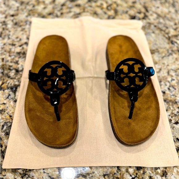 🥂SOLD🥂Tory Burch Miller Cloud Patent Leather Sandals - Picture 1 of 8